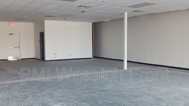 Foto del edificio - 2836 S 5600 W