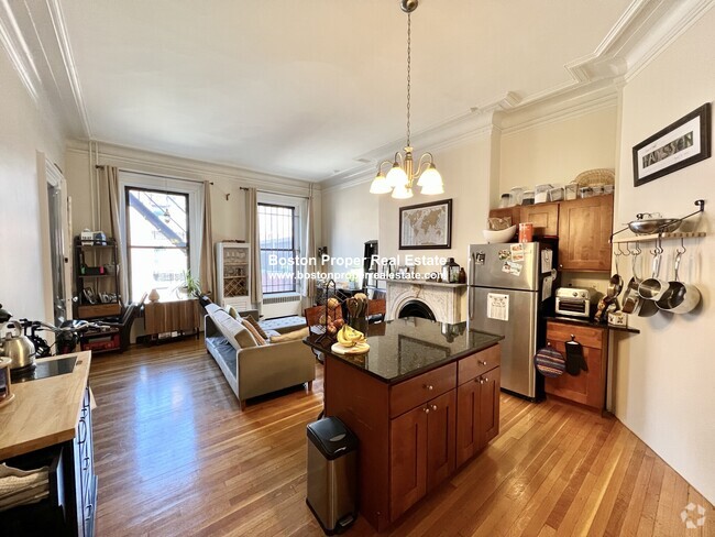 Building Photo - 177 Marlborough St