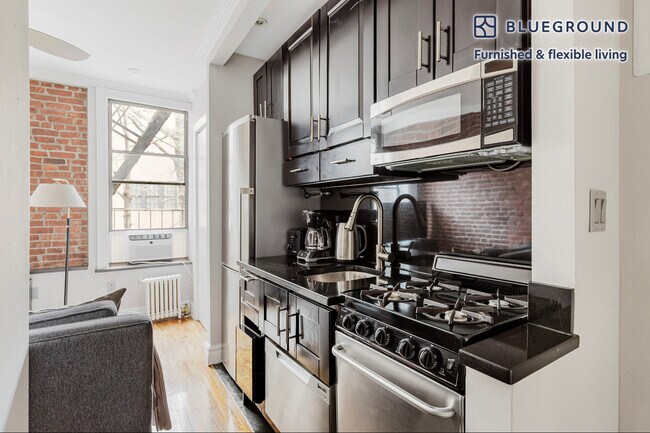 Foto del edificio - 221 Mott St