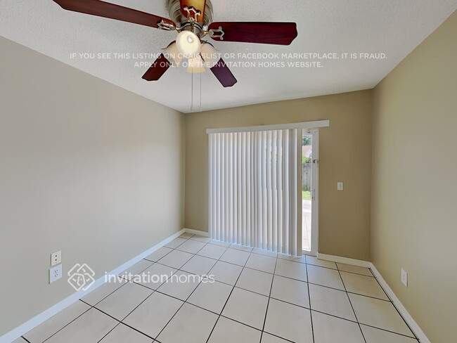 Building Photo - 4129 Yellowwood Dr