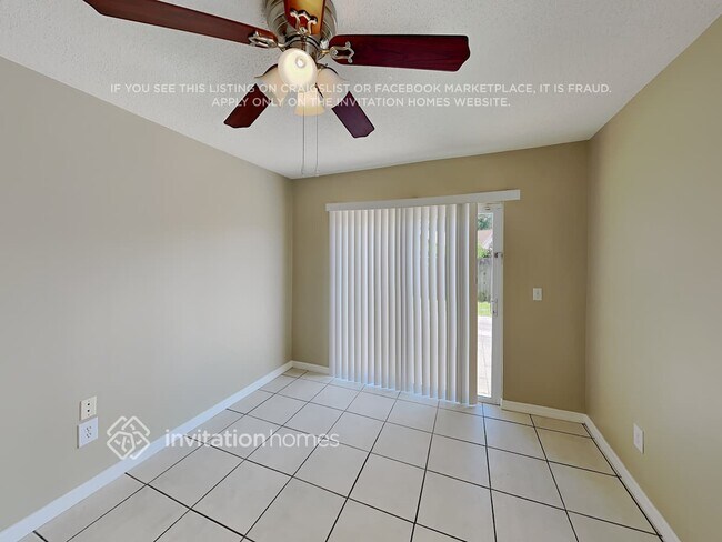 Foto del edificio - 4129 Yellowwood Dr