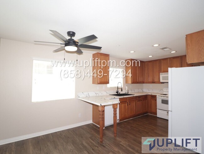 Foto del edificio - 2 bedroom 2 bath ground floor condo for re...