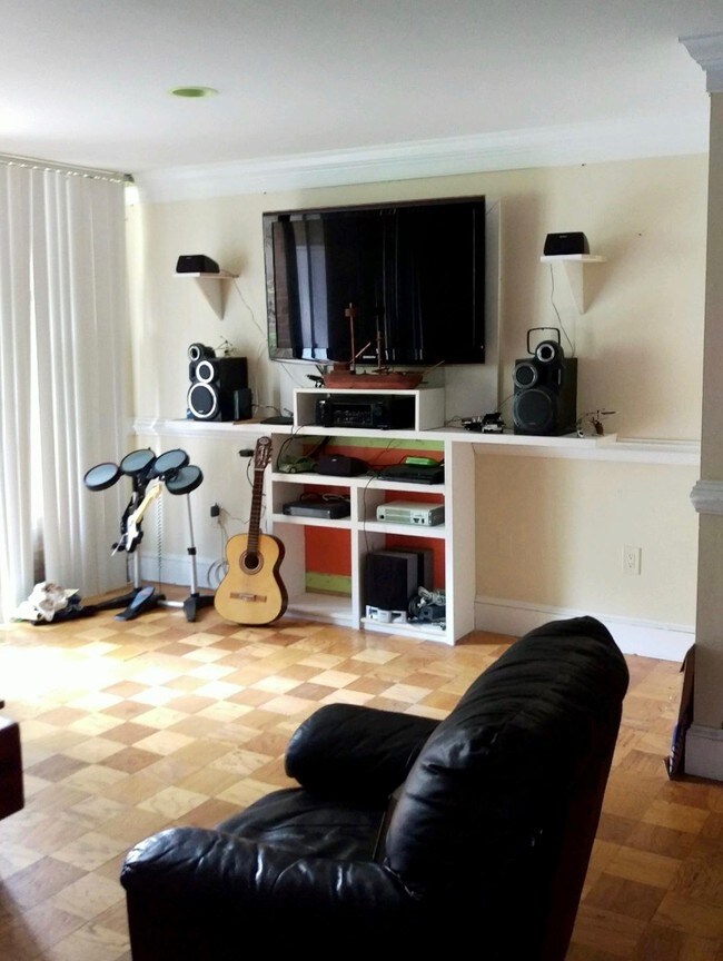 Foto del edificio - 742 Quince Orchard Blvd