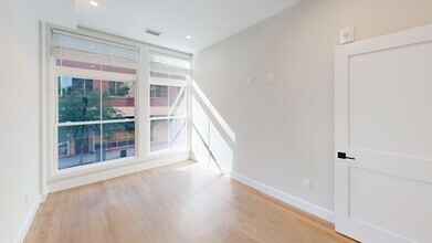 Building Photo - 231 Tremont St