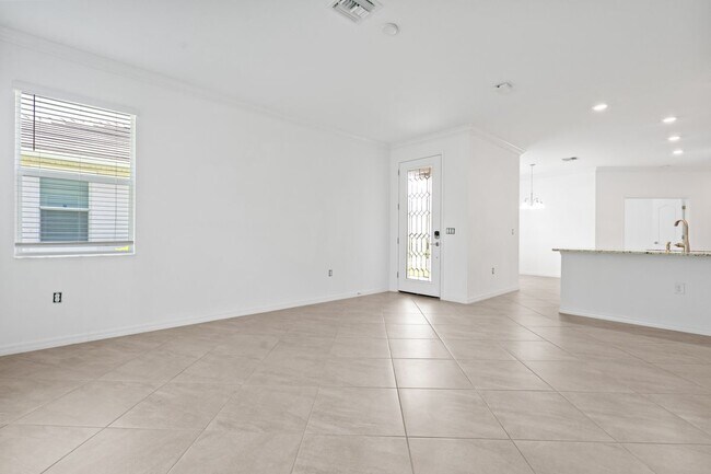 Foto del edificio - 4288 Lemongrass Dr