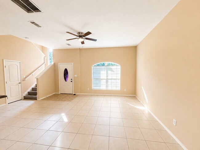 Building Photo - 9104 N Green River Dr