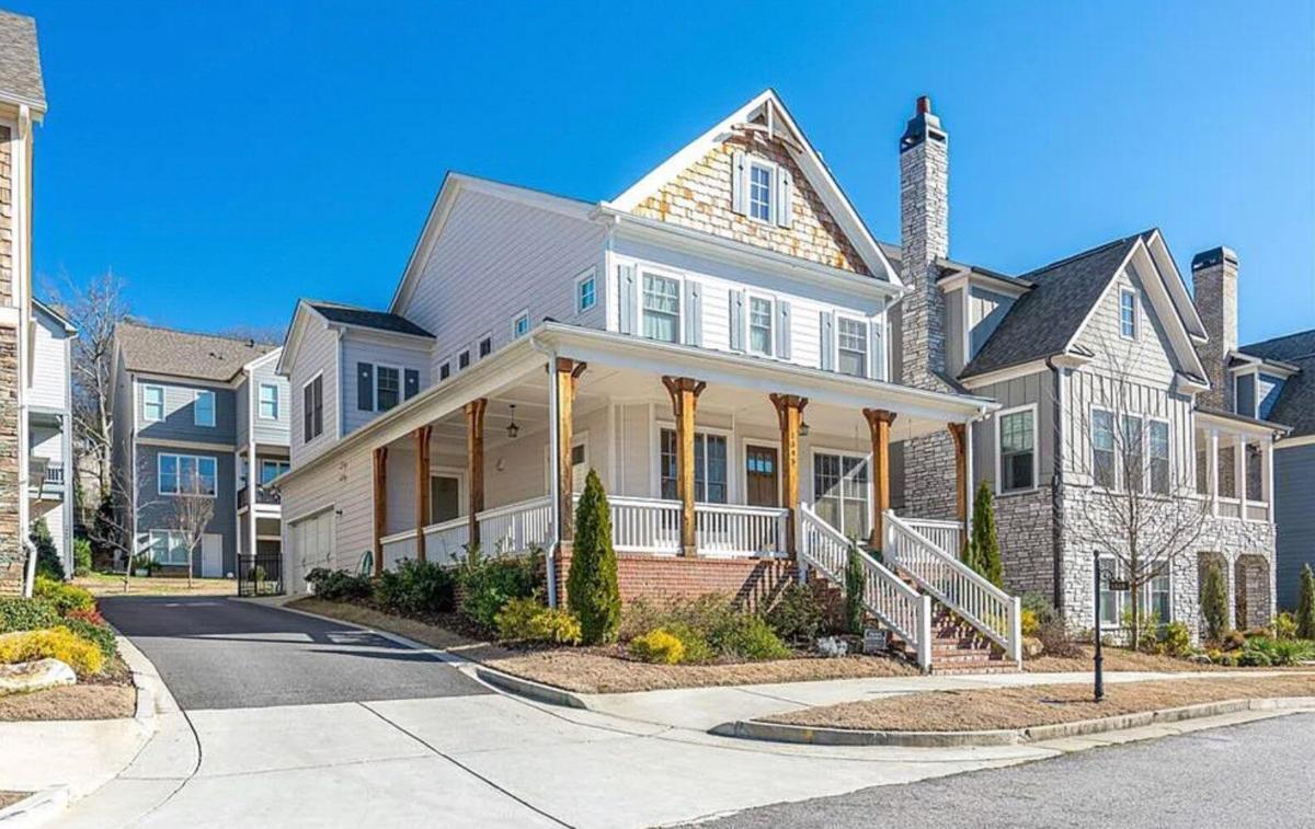 Foto principal - 1345 Booth Ave NW