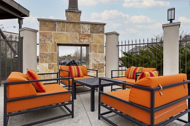 Foto del edificio - La Veranda at Polly Lane Apartments