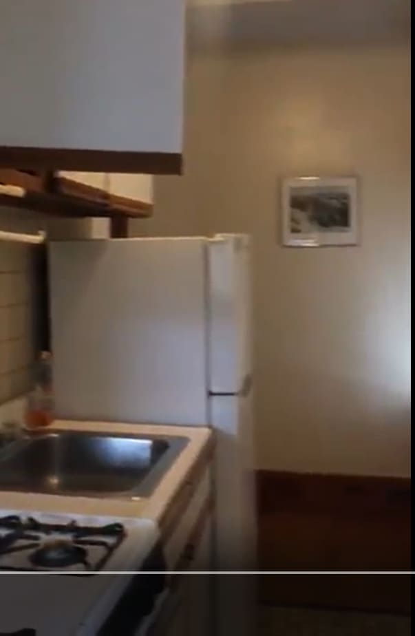 Building Photo - 38 Gardner St