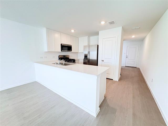 Building Photo - 1000 Calley Pear Trl