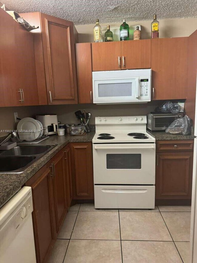 Foto del edificio - 1810 SW 81st Ave