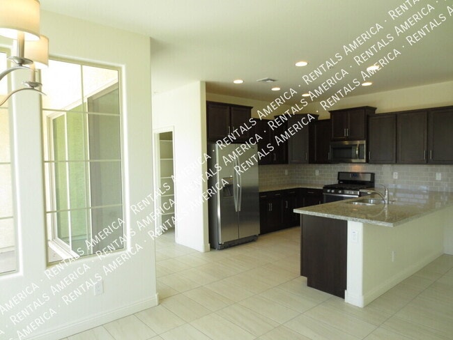 Building Photo - 20756 W Legend Trail