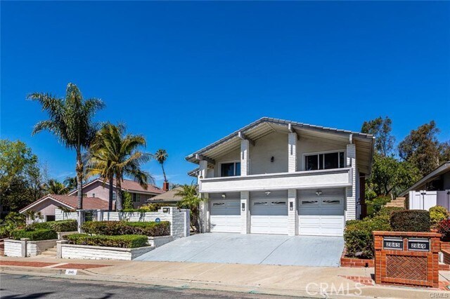 Building Photo - 2845 E Featherhill Dr