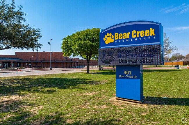 Bear Creek Elementary School offers the No Excuses University program, preparing students for college from an early age.