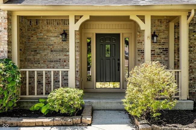 Building Photo - 795 Grace Dr