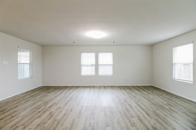 Building Photo - 17030 Hailey Harbor Dr