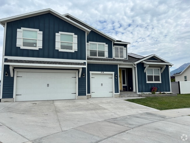 Building Photo - 216 W 350 N