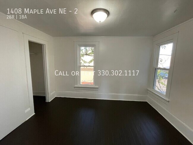 Foto del edificio - Two bedroom One bathroom second level apar...