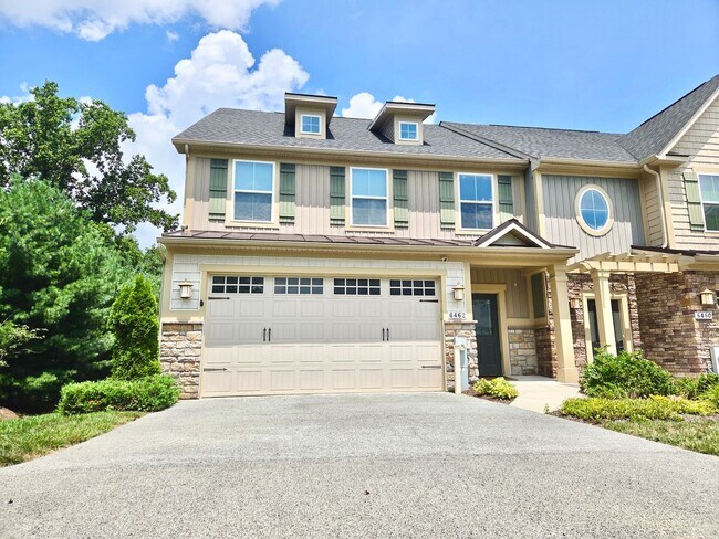 Building Photo - Stunning 4 BR/3 BA EOG Townhome in Elkridge!