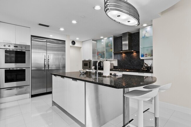 Foto del edificio - 3800 N Ocean Dr