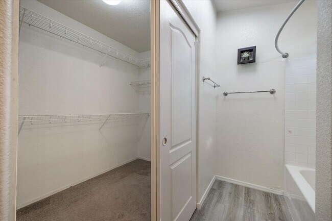 Foto del edificio - 7646 E Covina St