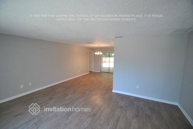 Foto del edificio - 800 Sweetwater Bay Ct