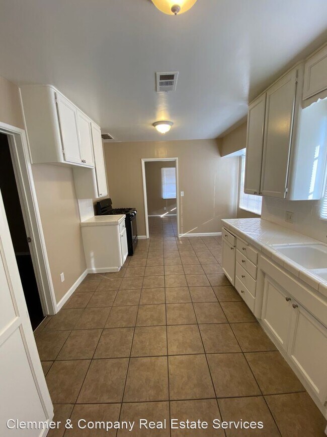 Foto del edificio - 3 br, 1.5 bath House - 2817 Manor Street