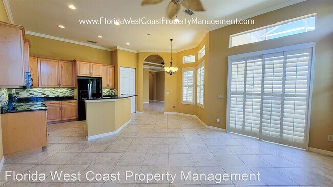 Foto del edificio - 4 br, 3 bath House - 6623 37th St E