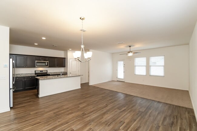 Building Photo - 480 W White Sands Dr