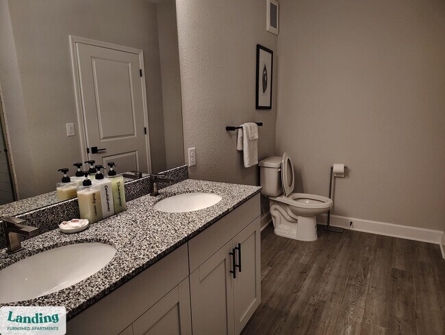 Foto del edificio - 120 SW 148th Dr