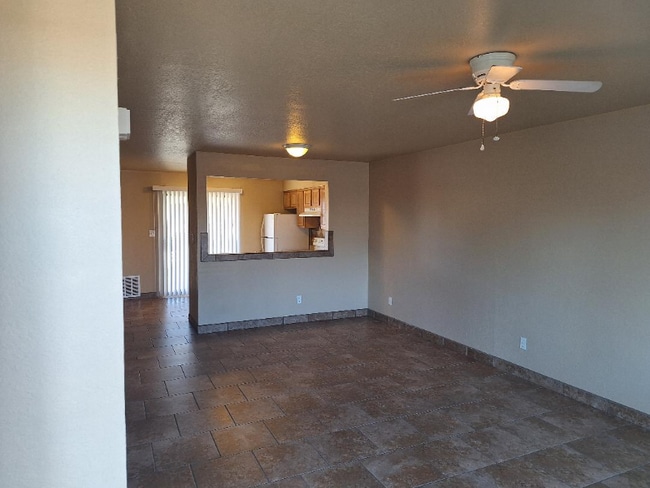 Foto del edificio - 454 Drake Ct