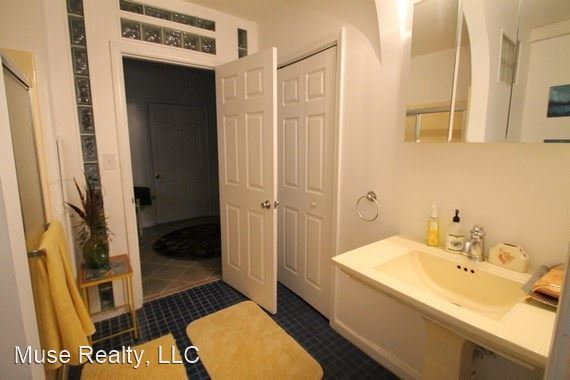 Foto del edificio - 2 br, 2 bath House - 980 Anderson Road Sou...