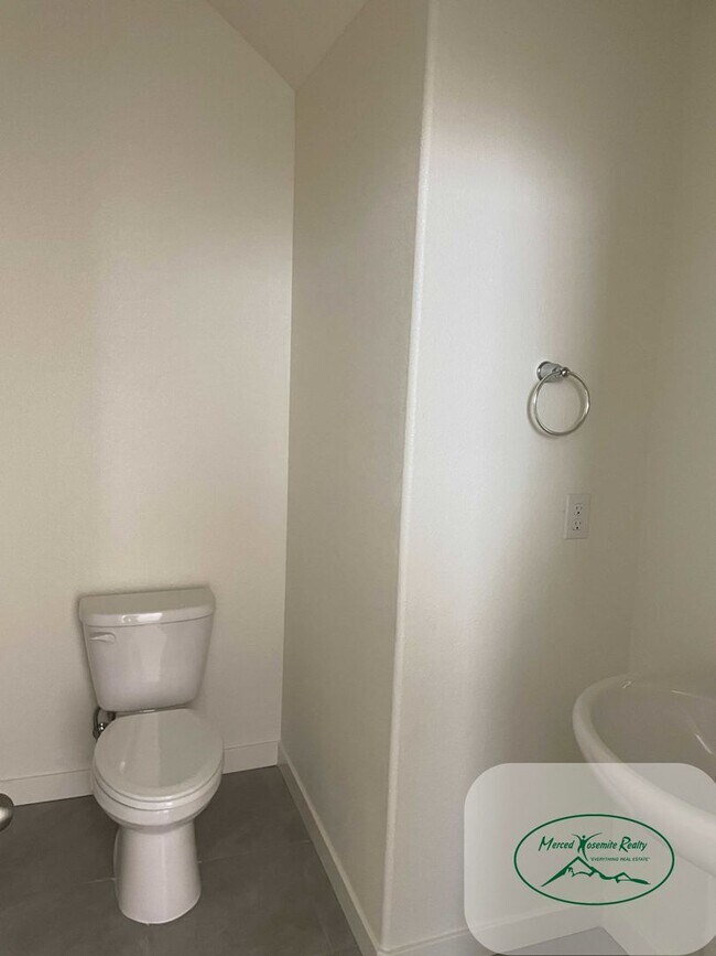 Building Photo - Apply Now to Schedule Viewing. Available u...