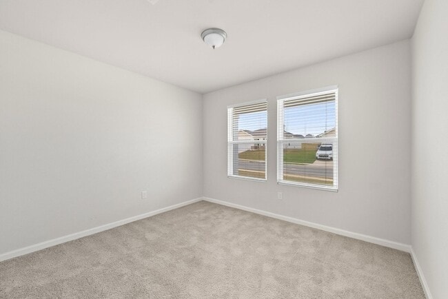 Building Photo - 630 Whispering Creek Ave