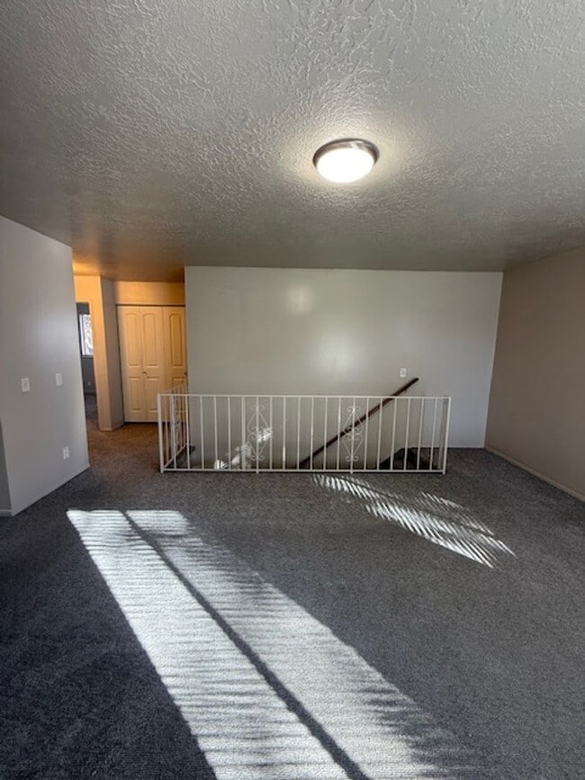 Photo - Beautiful Duplex In Great Midvale Location House