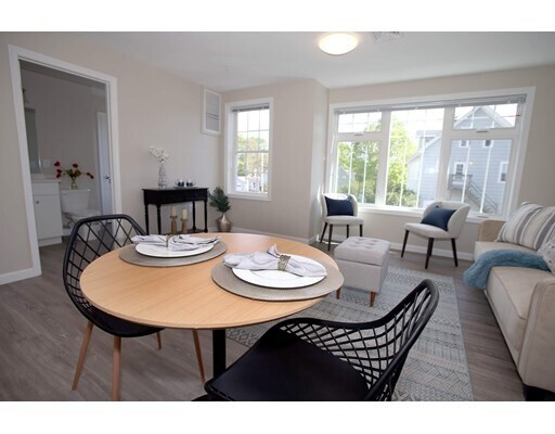 Foto del edificio - 30 Temple St