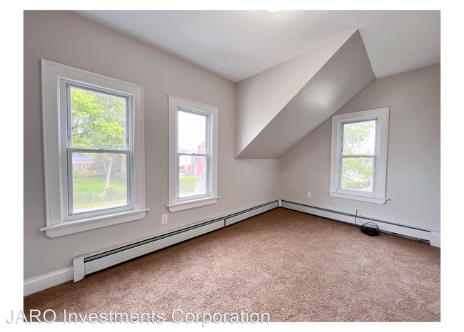 Building Photo - 3 br, 2 bath House - 221 Brown St