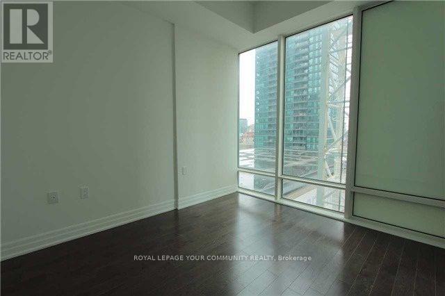 Building Photo - 8 The Esplanade