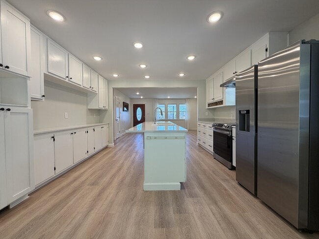 Foto del edificio - 214 W Union St