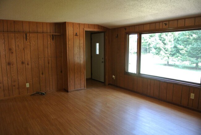 Foto del edificio - 1705 Buckhorn Rd