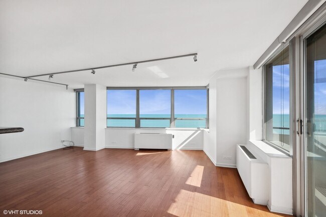 Foto del edificio - 5701 N Sheridan Rd