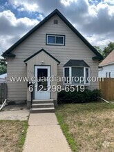 Building Photo - 1260 W Minnehaha Ave