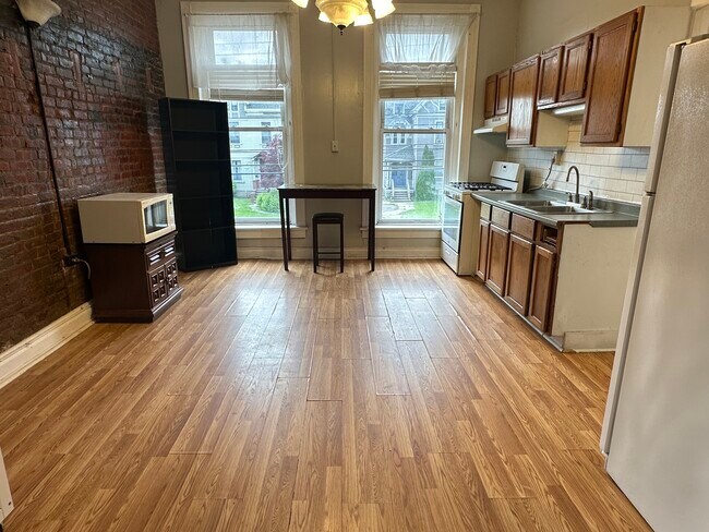 Foto del edificio - 140 Front St