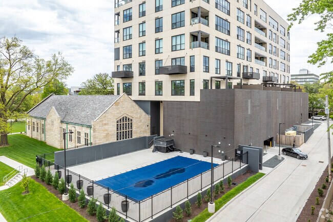 Foto del edificio - Thirty Seven Fifty on Grand