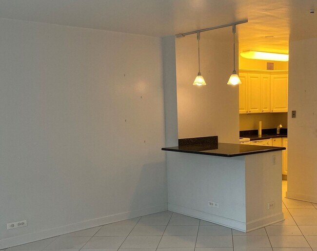 Building Photo - 777 N Michigan Ave