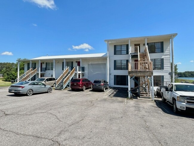 Building Photo - Lake Catoma Apartments