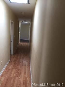 Building Photo - 2225 Barnum Ave