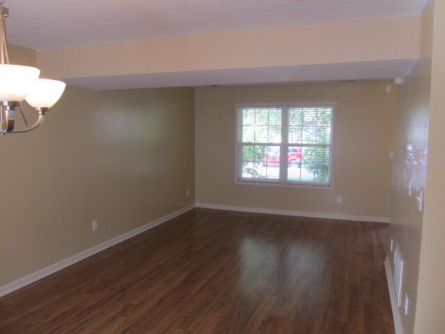Foto del edificio - 448 Lemon Drop Ln