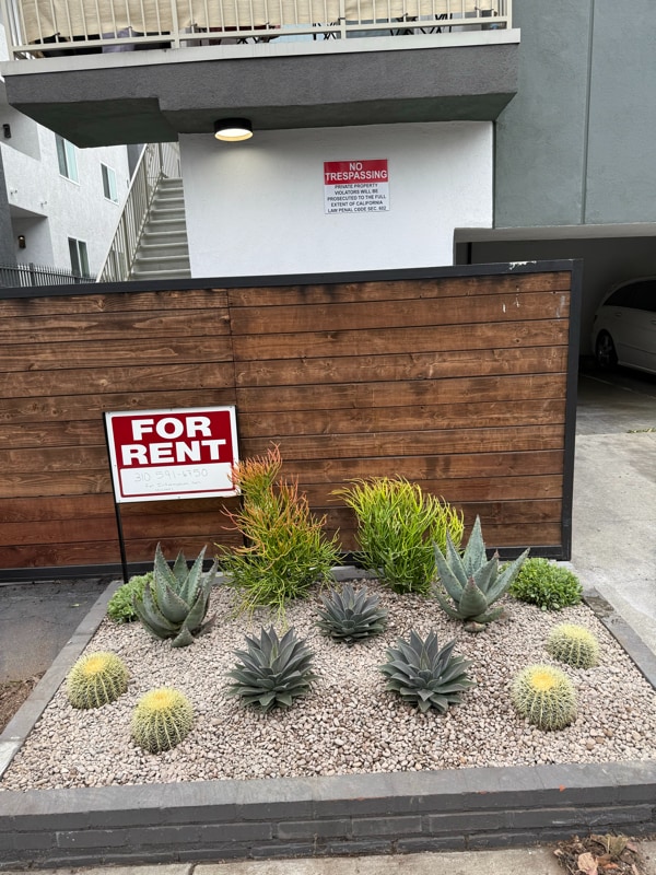 Photo - 3337 S Durango Ave (Los Angeles, CA)