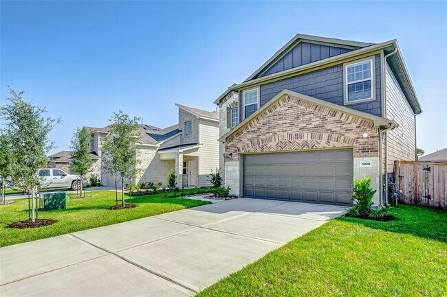 Foto del edificio - 16619 Teak Mantle Rd